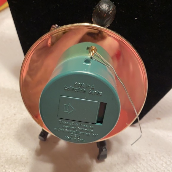 Limited Edition Elvis Presley 1st in series 1995 Musical Christmas Ornament - Picture 6 of 11